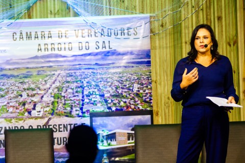 Impactos econômicos do Porto meridional são apresentados na 23ª Festa do Pescador