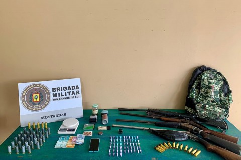 BM apreende armas e drogas em Mostardas