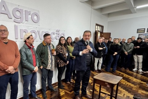 Governo do Estado assina novos convênios com 48 municípios para recuperação de estradas rurais