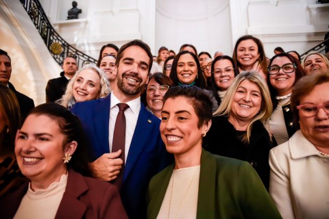 Prefeita de Três Cachoeiras participa de lançamento da Secretaria da Mulher no RS