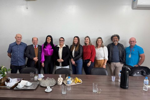 Três Cachoeiras sedia reunião da Rede Sim e avança na desburocratização de empresas