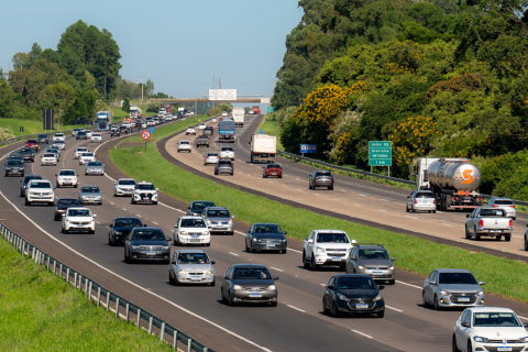 Feriado: expectativa de fluxo para Corpus Christi deve superar os 980 mil veículos