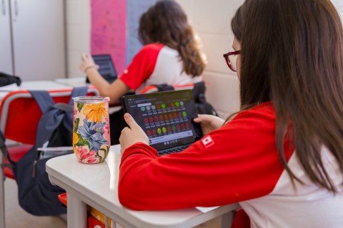 Computação passa a ser obrigatória nas escolas a partir deste ano