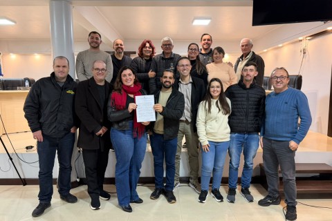 Câmara de Três Cachoeiras aprova por unanimidade moção em homenagem à equipe esportiva da Rádio Megasul FM
