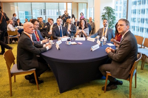 Governo alinha parceria com a Salesforce para capacitar 1,5 milhão de pessoas em habilidades digitais