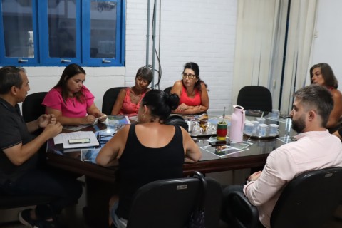 Prefeito Luciano Pinto ouve reivindicações do Sindicato dos Servidores