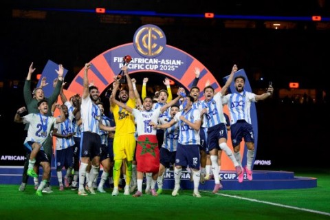O Pyramids conquistou seu primeiro troféu da FIFA ao derrotar o Al Ahli e avançou para a próxima fase da Copa Intercontinental da FIFA 2025™