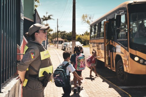 CRPO Litoral realiza Operação Escola Segura