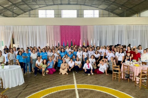 Encontro Municipal de Clubes de Mães reúne mais de 130 mulheres em Três Cachoeiras
