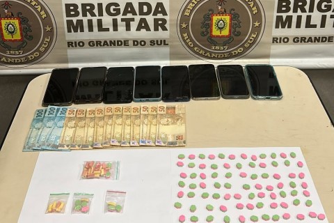 Polícia Rodoviária prende suspeitos por tráfico de drogas durante a Operação Golfinho em Itati