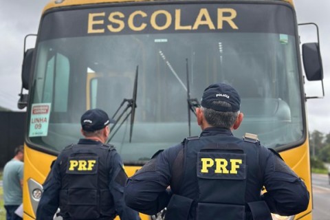 PRF encerra operação de fiscalização de transporte de passageiros em Osório/RS