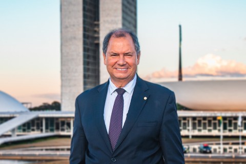 artigo Dep. Alceu Moreira - Celular nas escolas: disciplinar é preciso