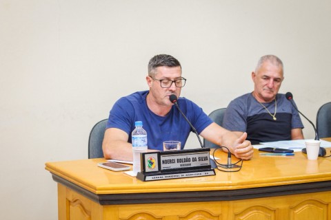 Vereador César solicita melhorias em vias da localidade de Vila Matias