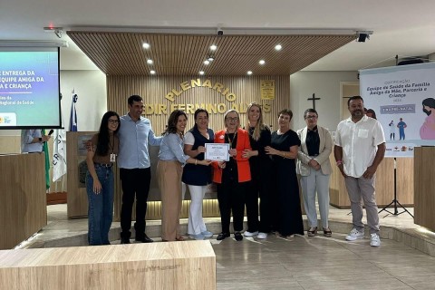 Três Cachoeiras recebe certificação por excelência no cuidado materno, paterno e infantil