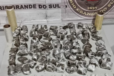 BM apreende 151 porções de drogas em Balneário Pinhal