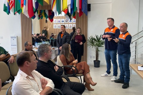 Coordenadoria Regional da Defesa Civil faz apresentação na Assembleia da Amlinorte