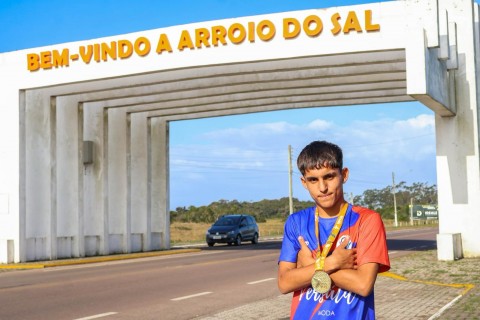 Atleta Ezequiel Dias representará Arroio do Sal no exterior