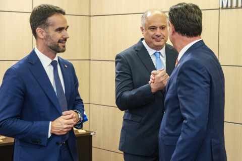 Deputado Luciano Silveira participa de reunião com Ministro da Agricultura para tratar de demandas do setor
