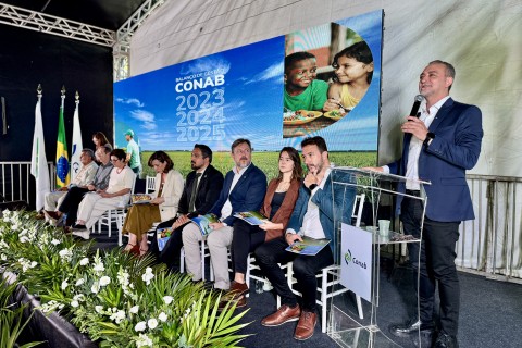 Conab gera retorno social de R$ 18,4 bilhões em ações de apoio à agricultura nos últimos três anos
