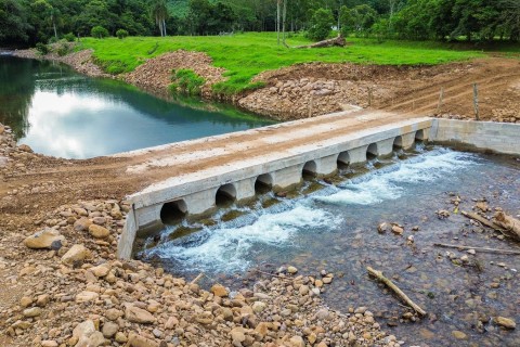 Trabalho da Defesa Civil viabiliza reconstrução de acessos no interior de Três Cachoeiras
