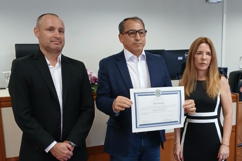 Prefeito eleito de Arroio do Sal, Luciano Pinto, enfrenta pressão de adversários